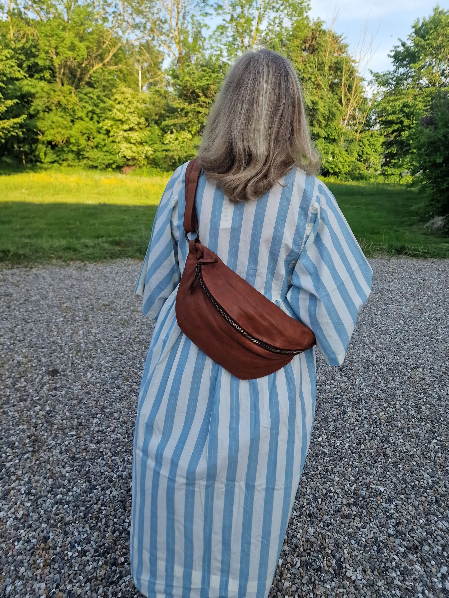 Lang kjole med striber