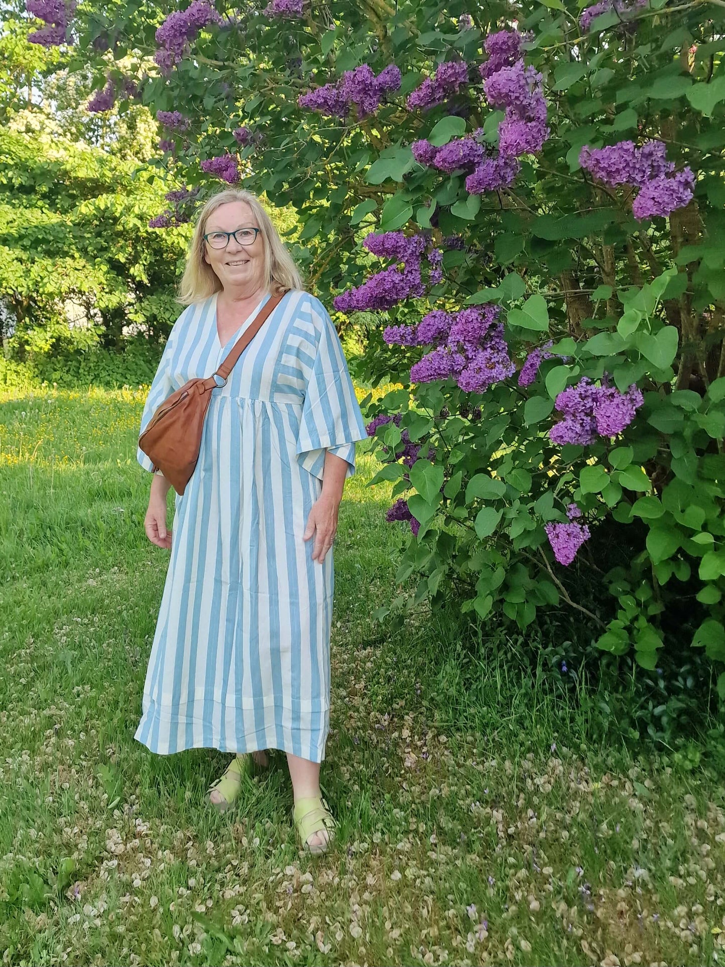 Lang kjole med striber