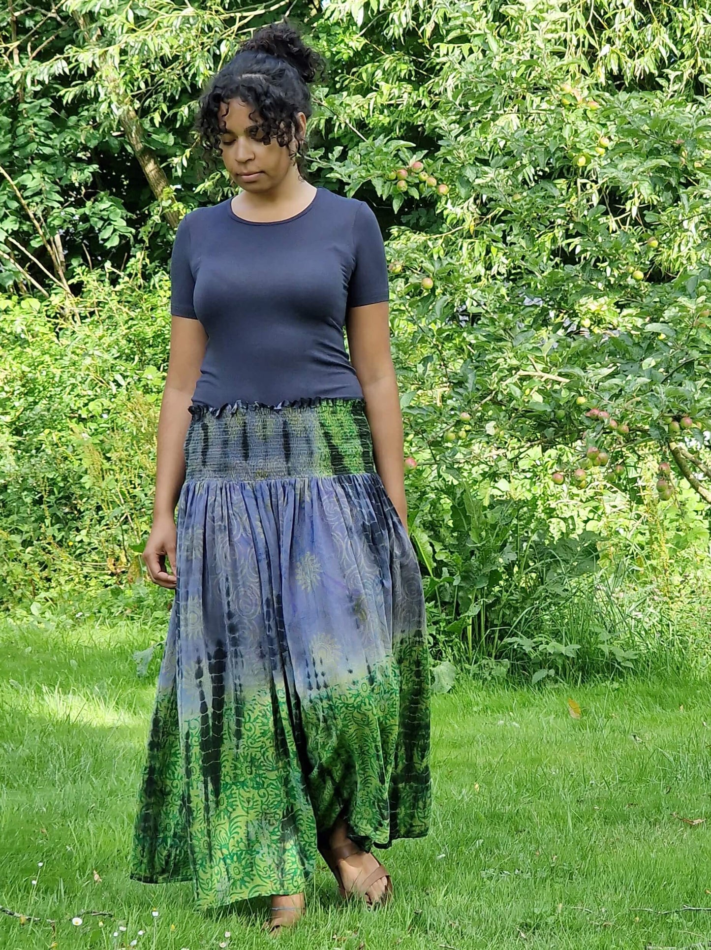 Lang nederdel i recyled silke