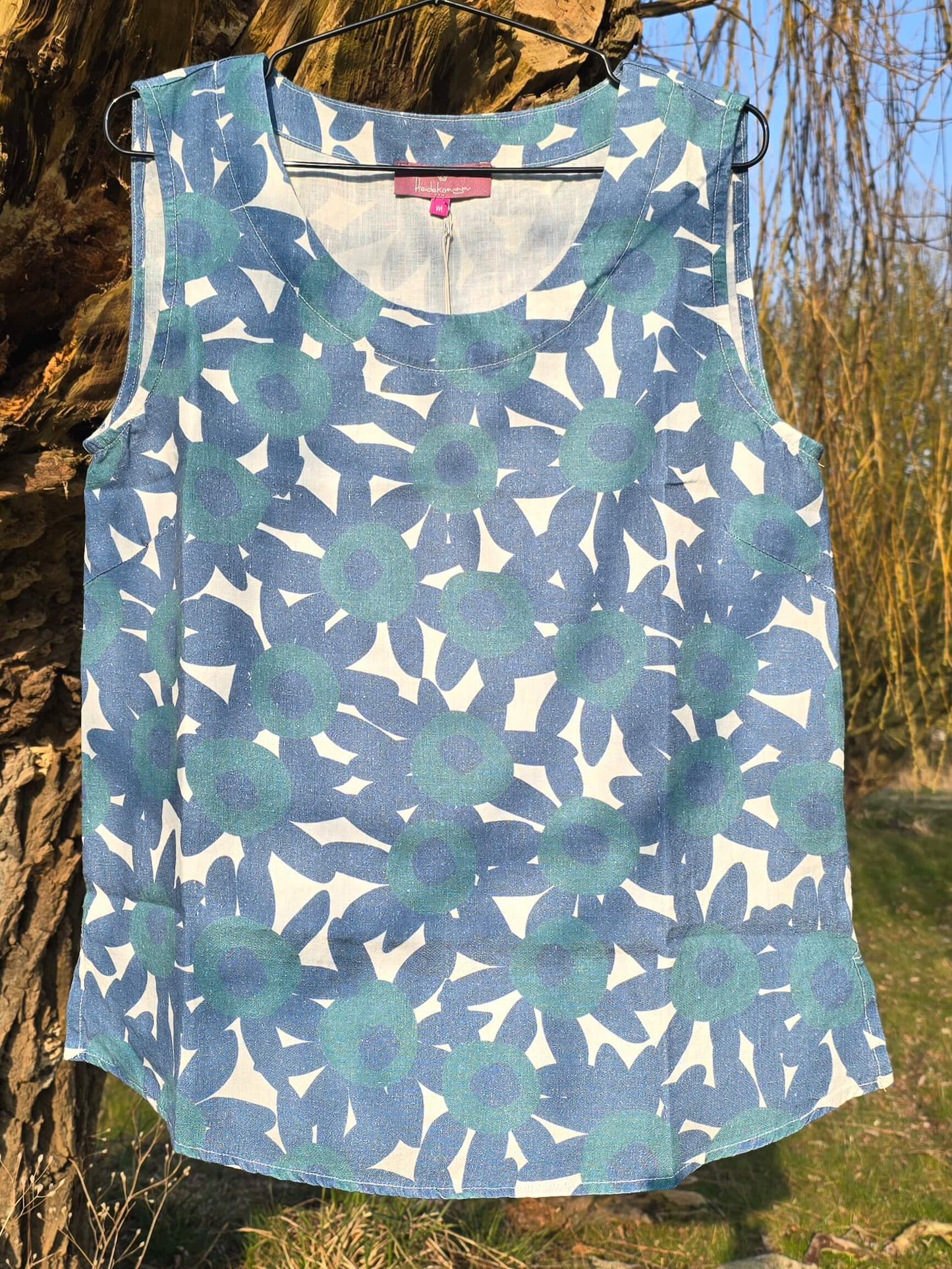 Blomstret top