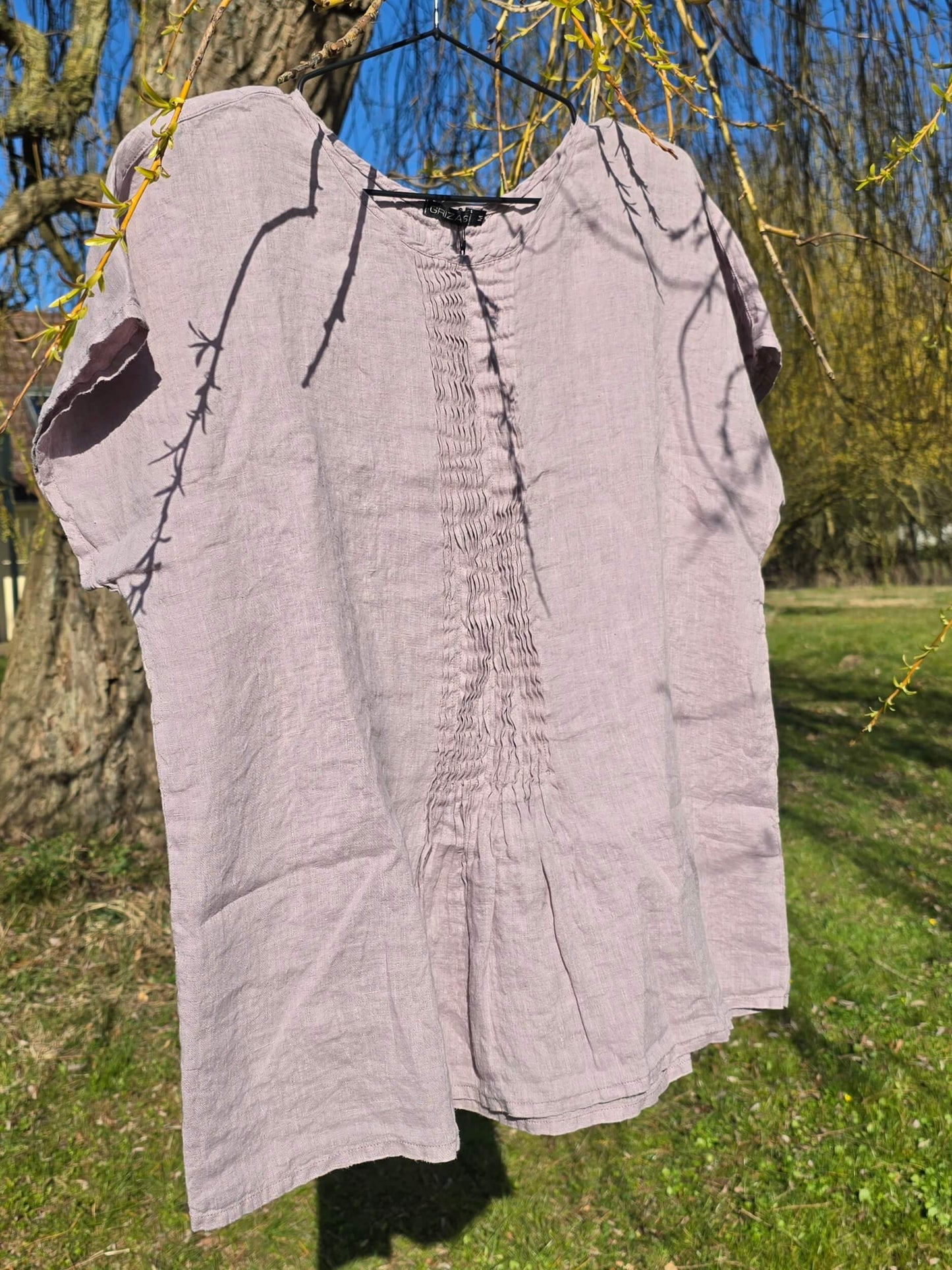 Hørbluse med bieser