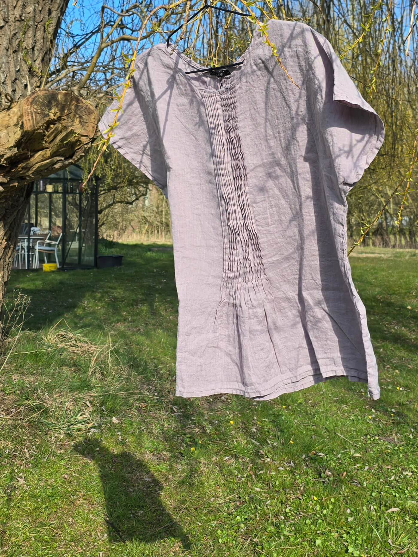 Hørbluse med bieser