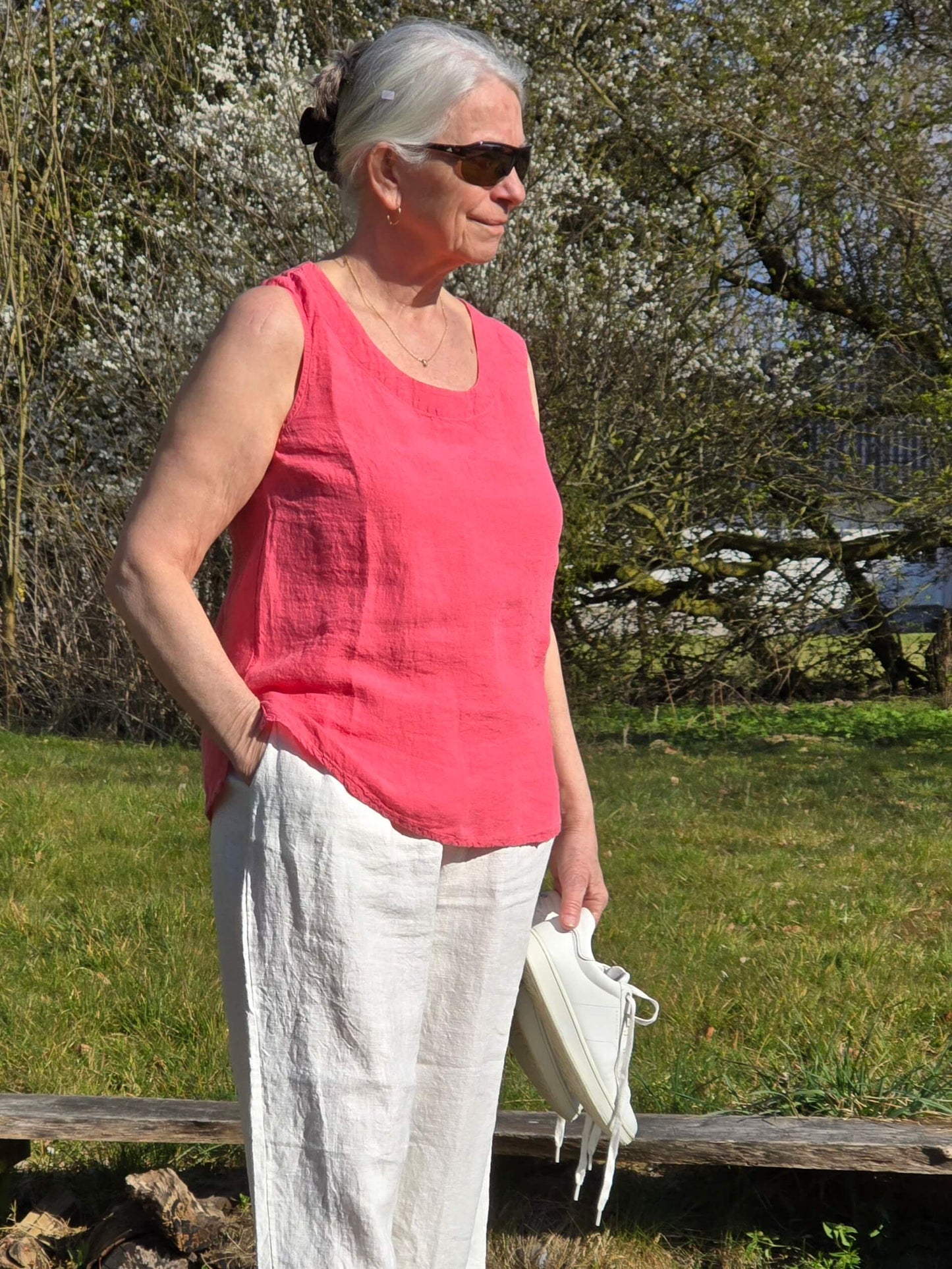 Ensfarvet top