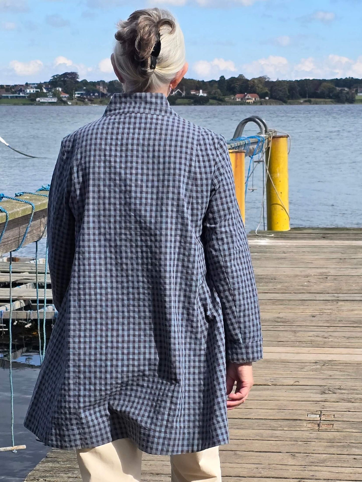 Ternet lang skjorte i A-facon