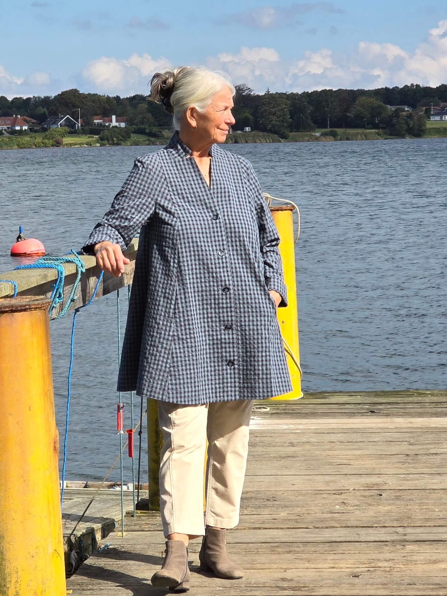 Ternet lang skjorte i A-facon