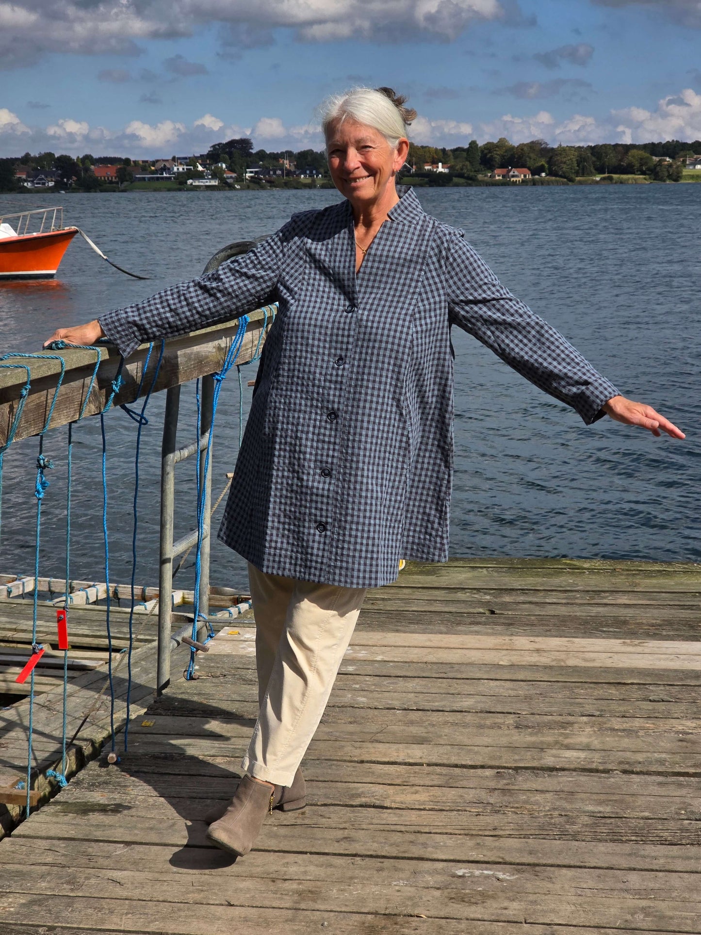Ternet lang skjorte i A-facon