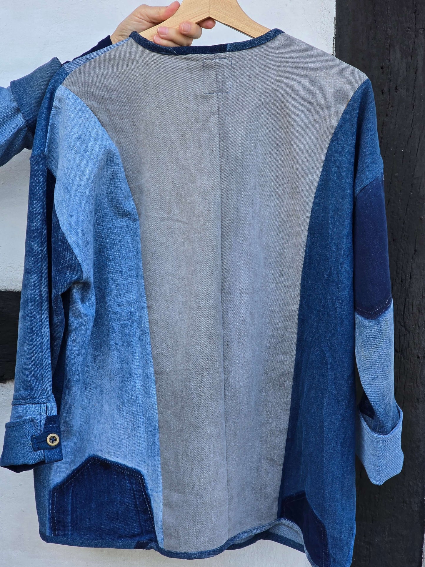 Let jakke af upcycled denim(03)