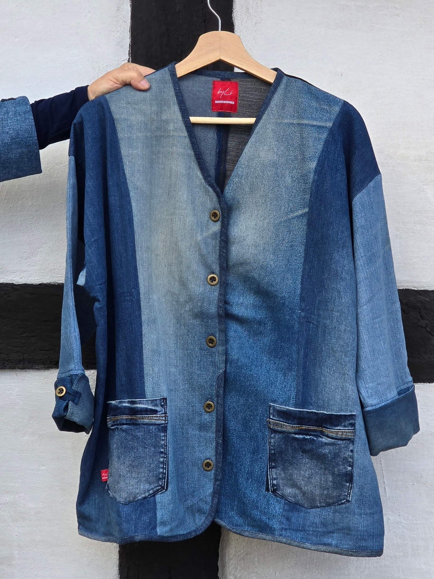 Let jakke af upcycled denim(02)