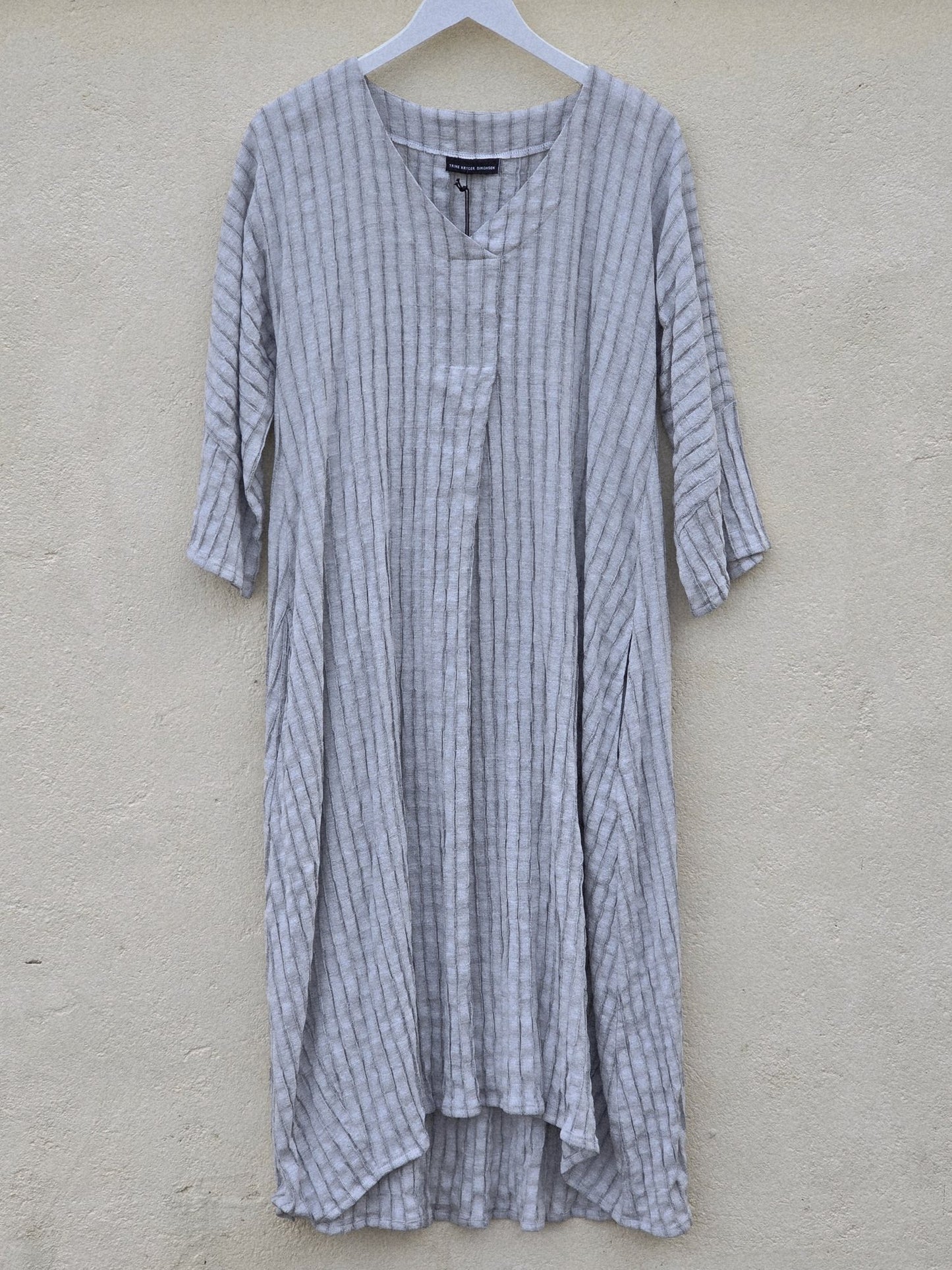 Lys grå kaftan-kjole str. 38