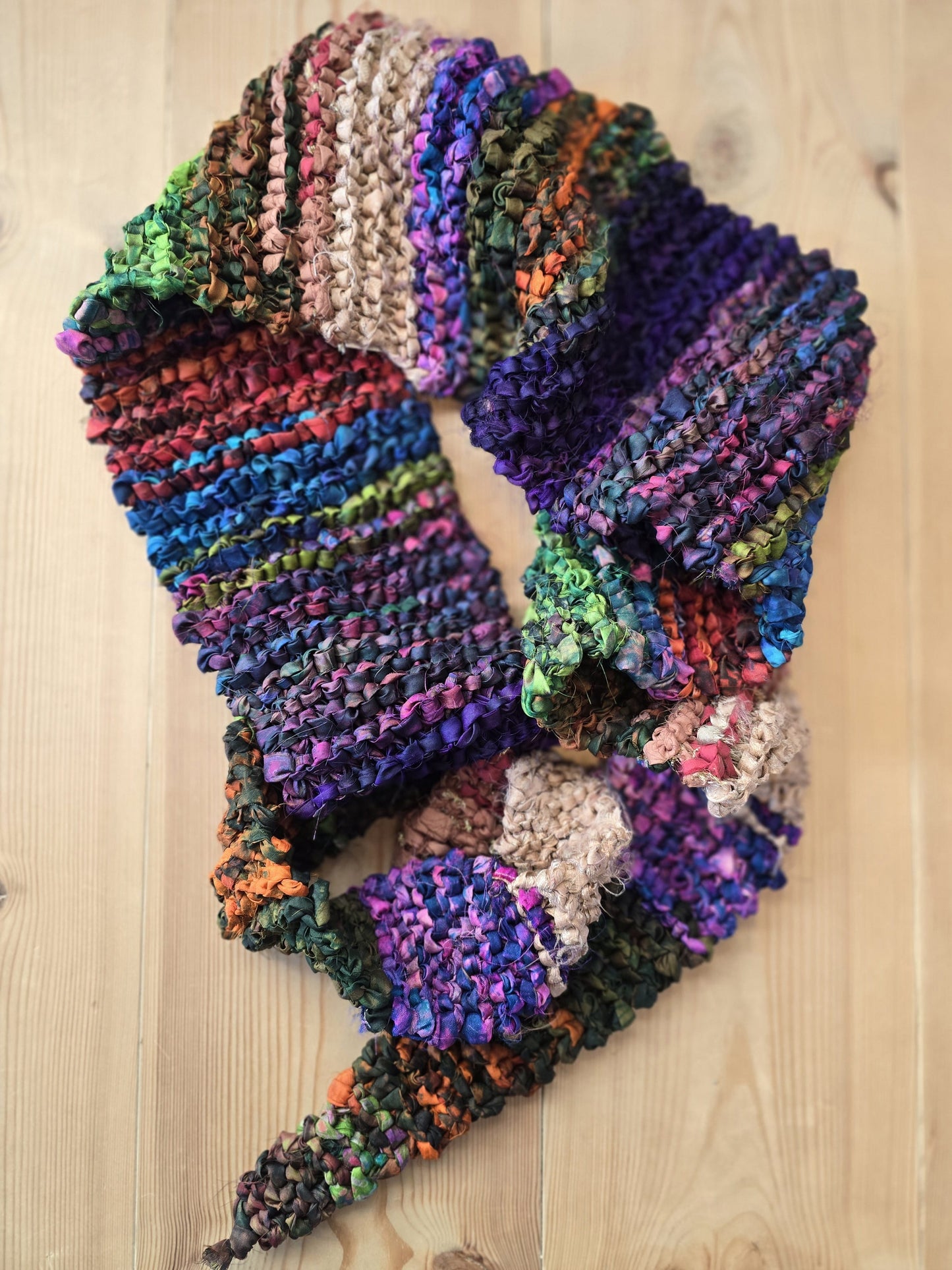 Grove, strikkede silketørklæder