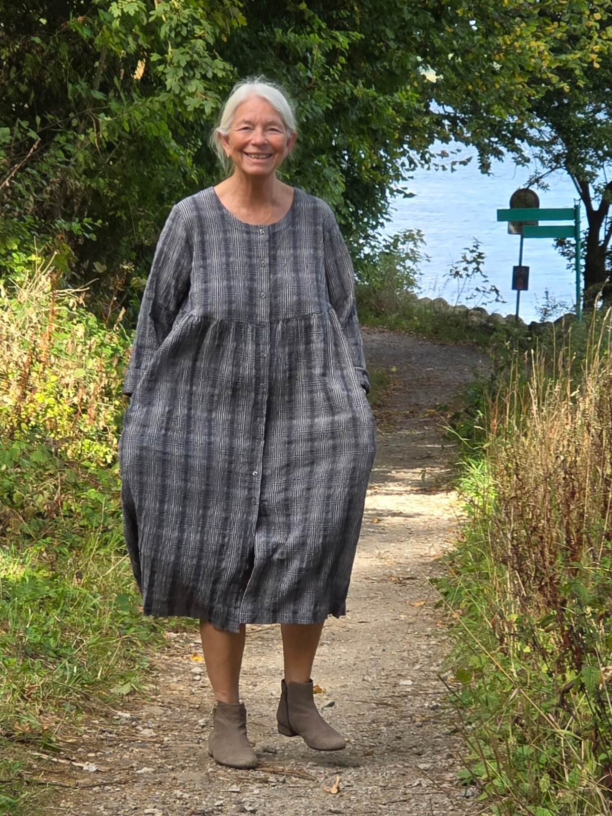 Kjole/jakke i grå tern