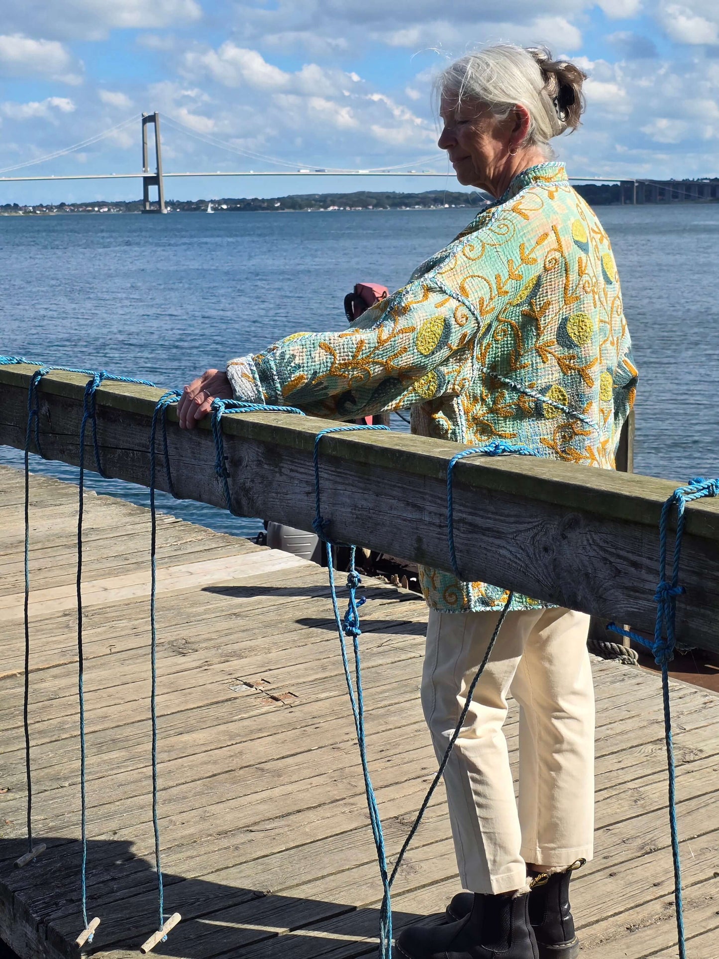 Eksklusiv Kanthajakke med broderi (03)