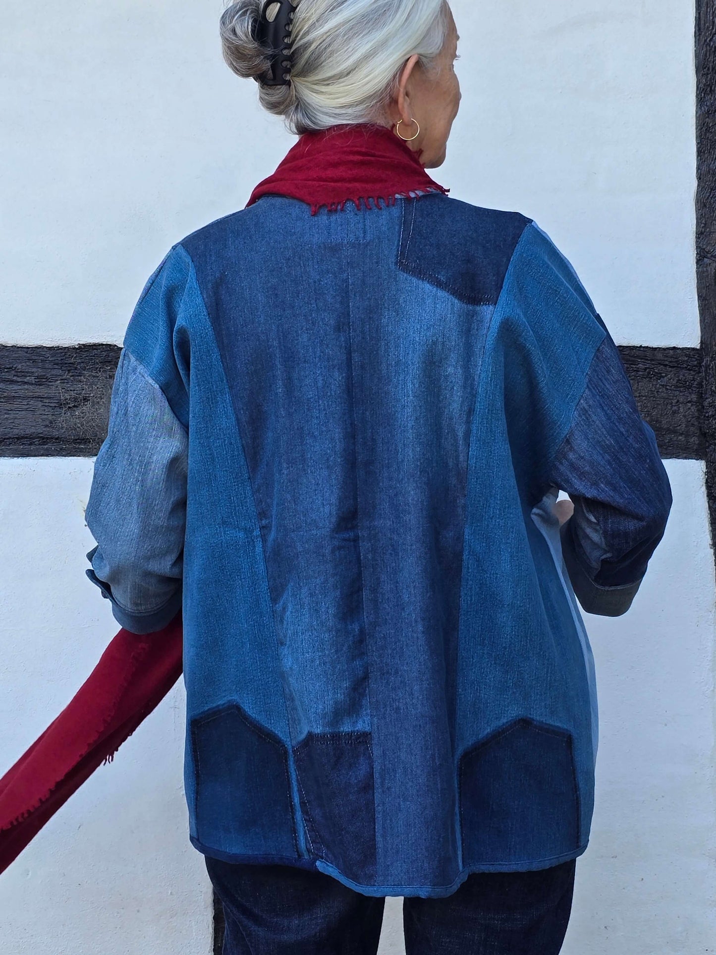Let jakke af upcycled denim(04)