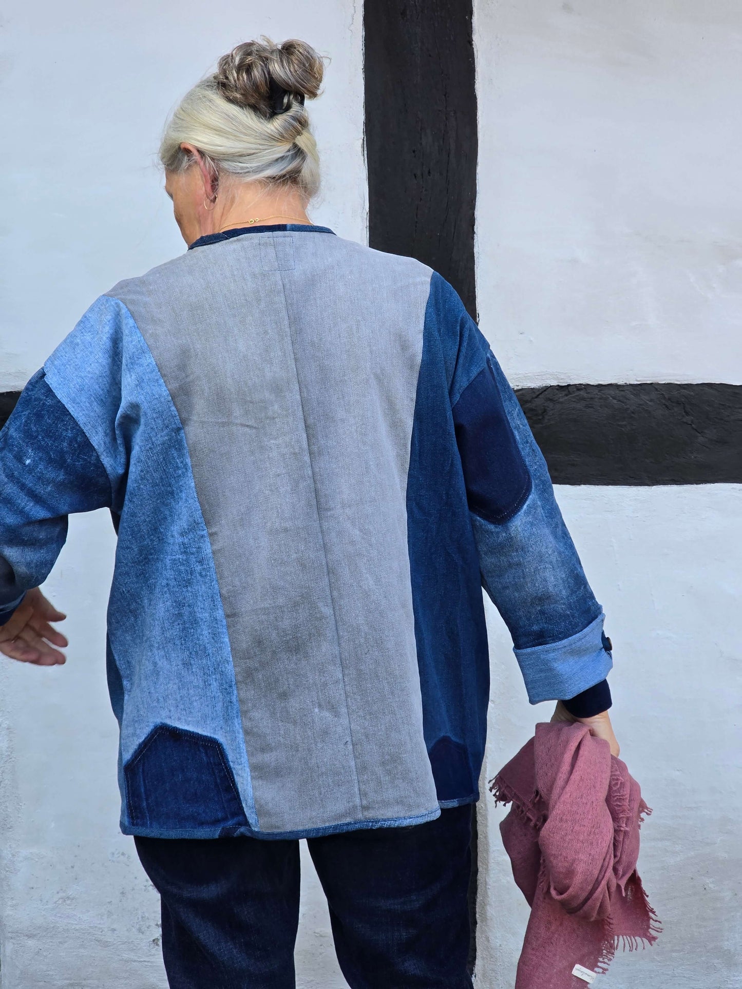 Let jakke af upcycled denim(03)