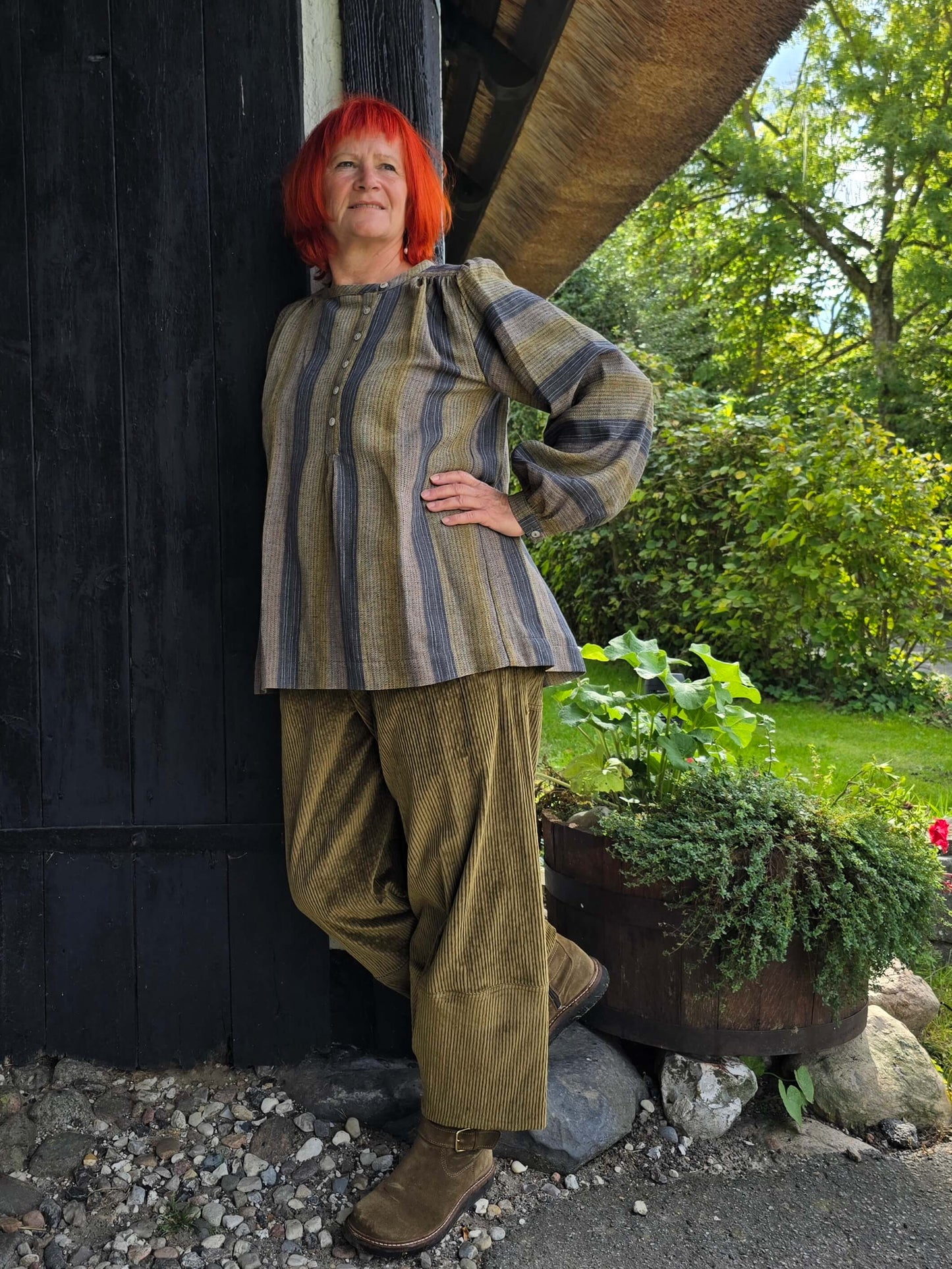 Stribet tunikabluse i hør/bomuld