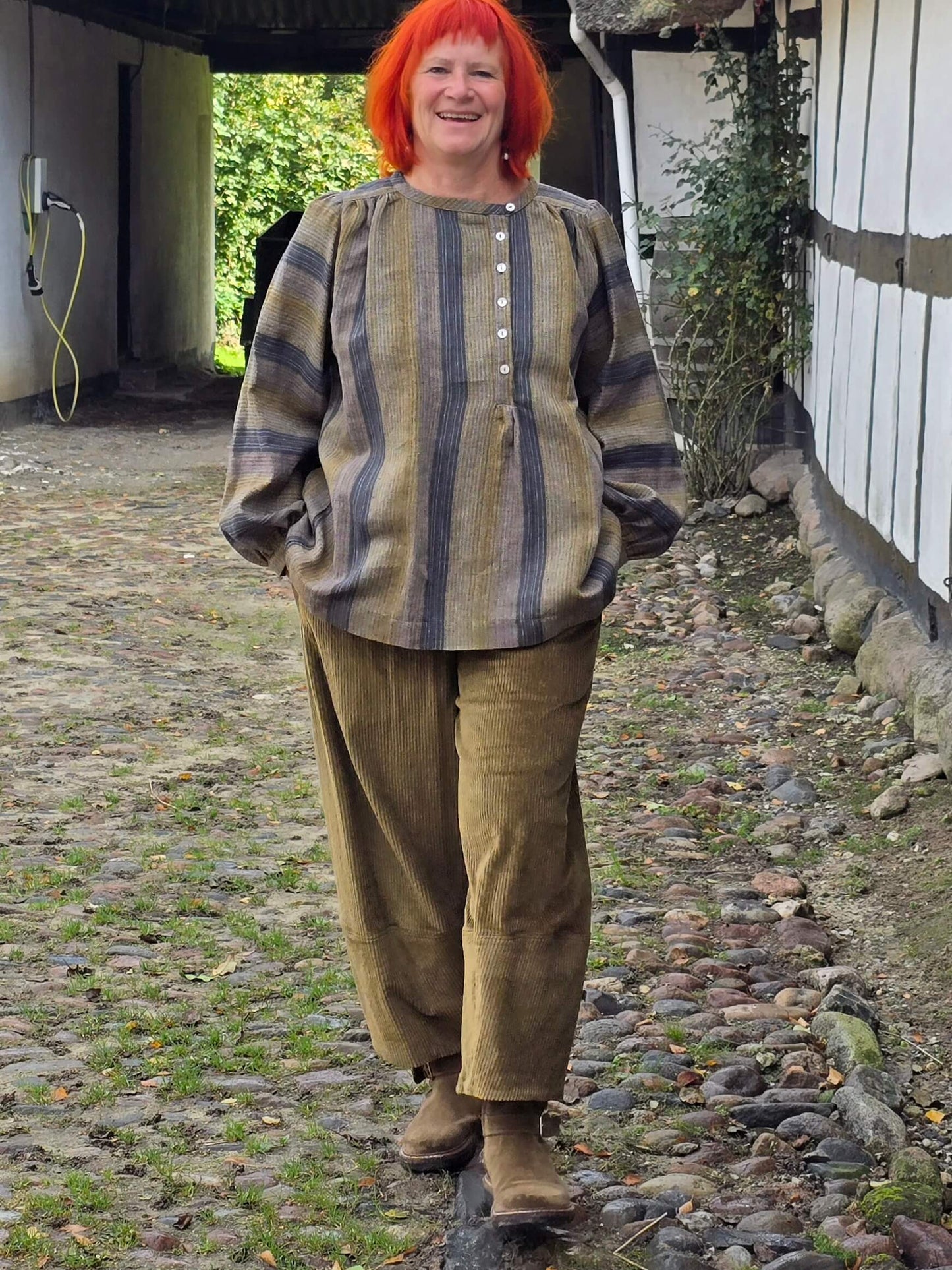 Stribet tunikabluse i hør/bomuld