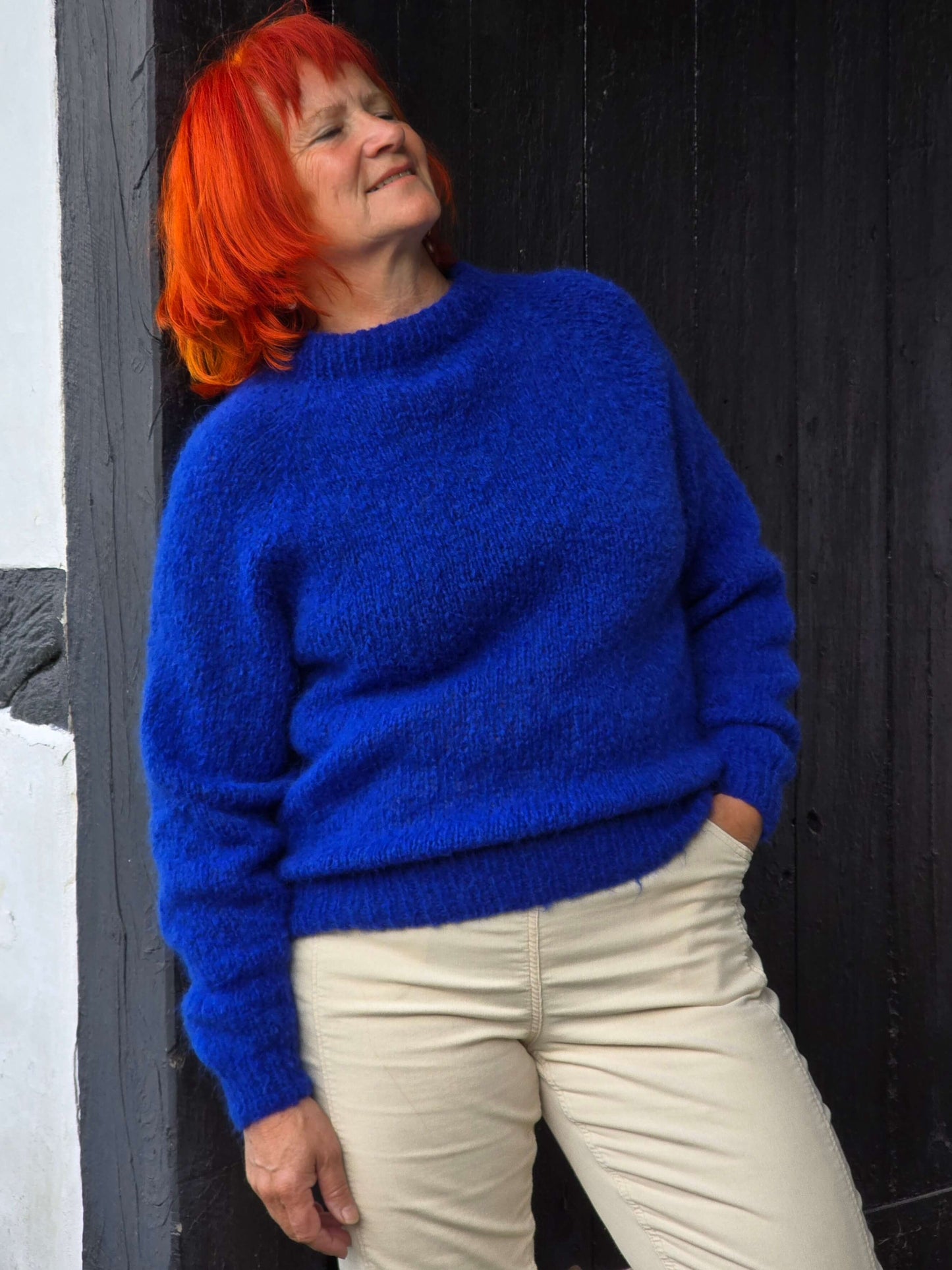 Håndstrikket sweater, koboltblå