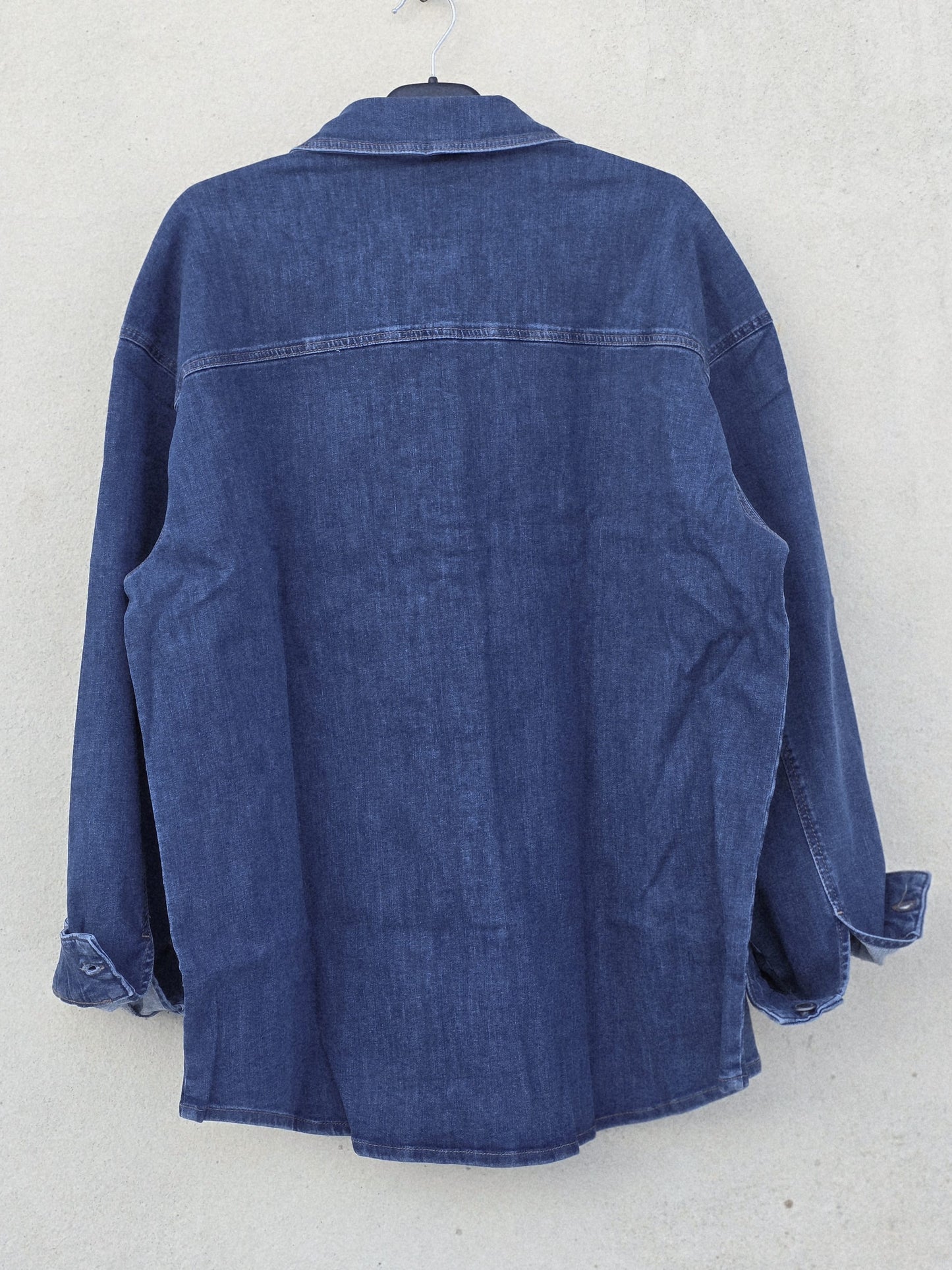 Lang denimjakke, rummelig model