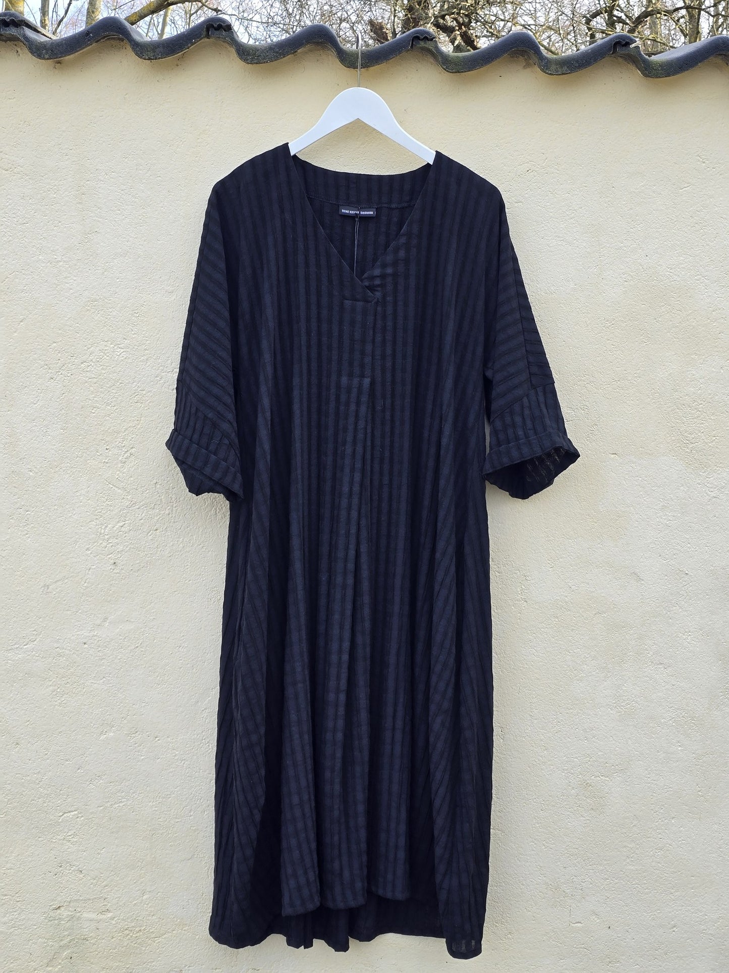 Sort kaftan-kjole str.42
