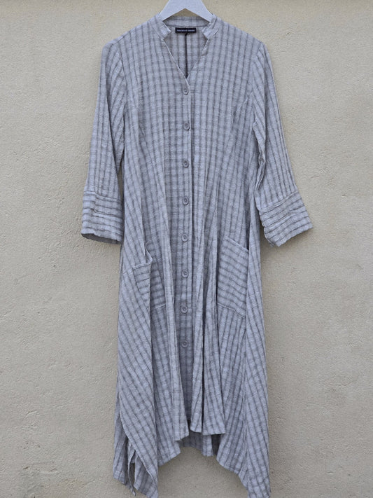 Kjole med knapper str. 36 og 38
