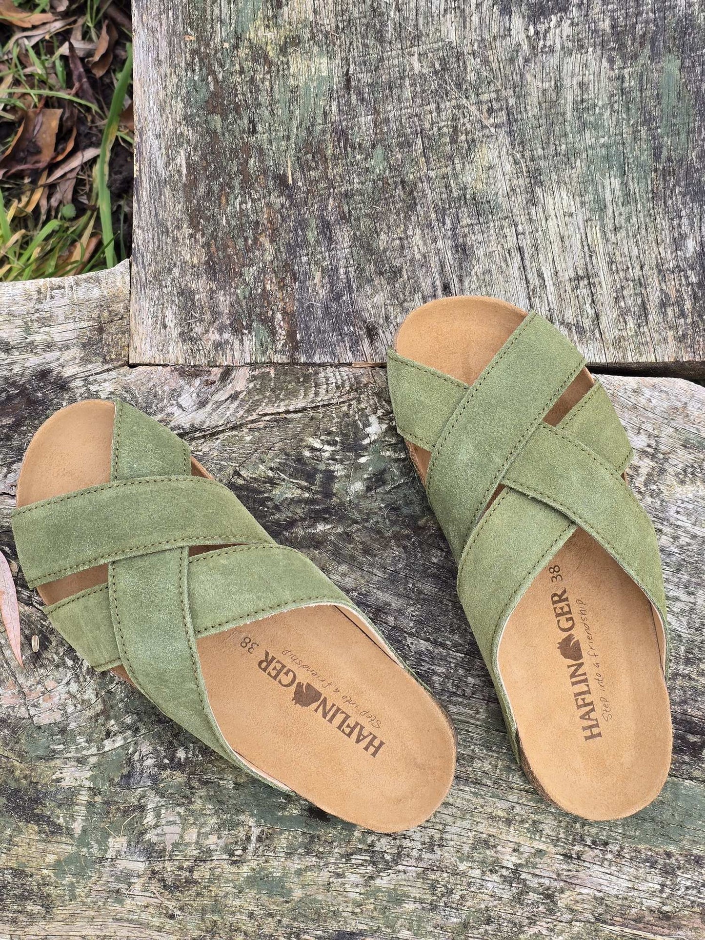 Sandal model Bio Como, fås i tre farver.