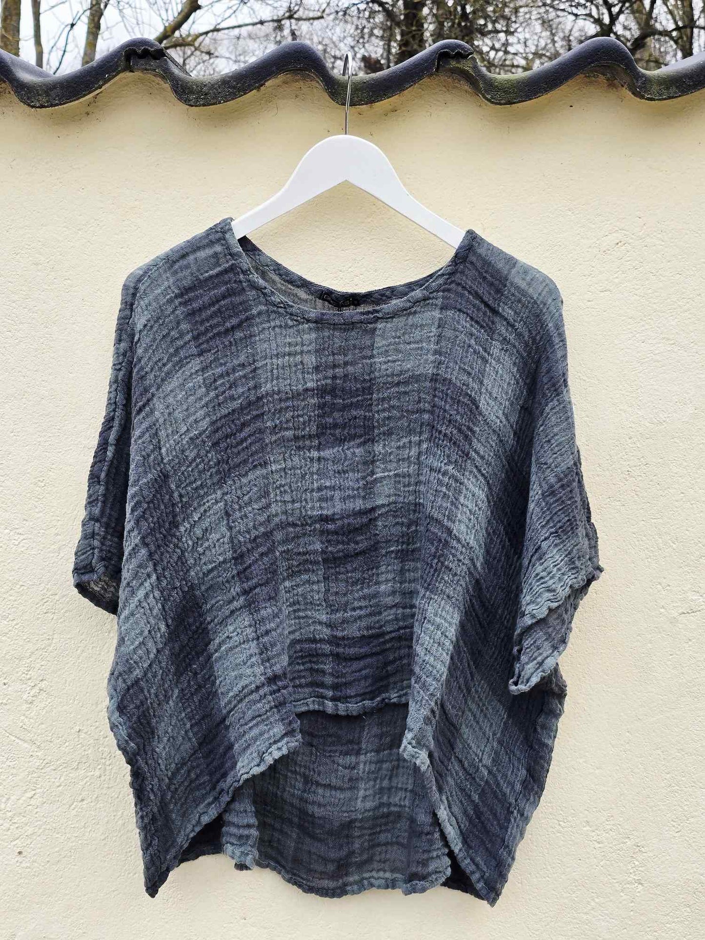 Ternet bluse i let hør