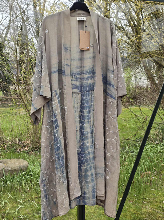 Kimono, gråblå m. små blomster