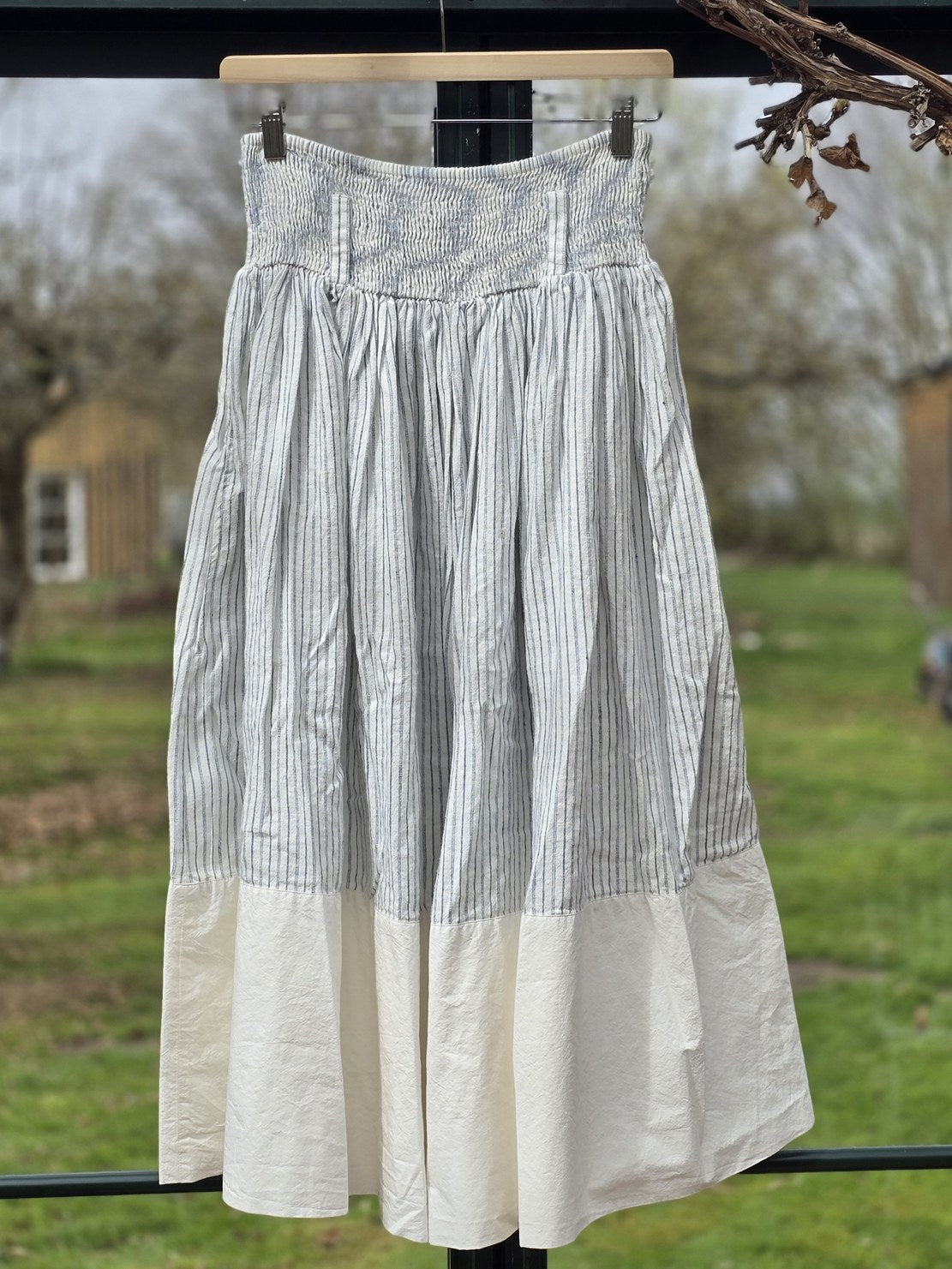 One size nederdel med smock-linning "Joann"