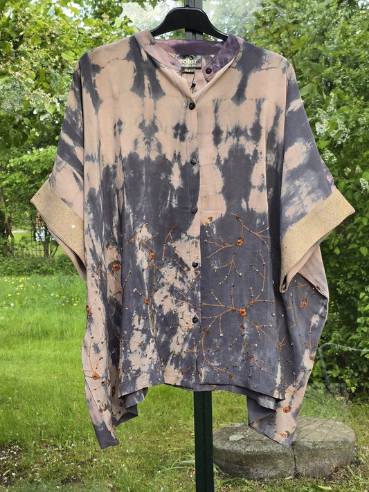 Kort "Diva"  bluse i grå/blå og beige