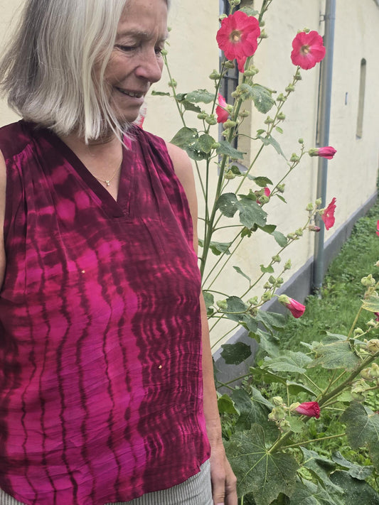 "Oda" Rød og pink silketop S/M