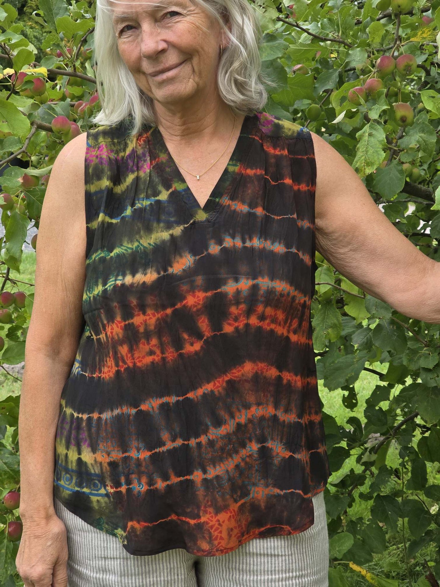 "Oda"  Regnbue silketop M/L