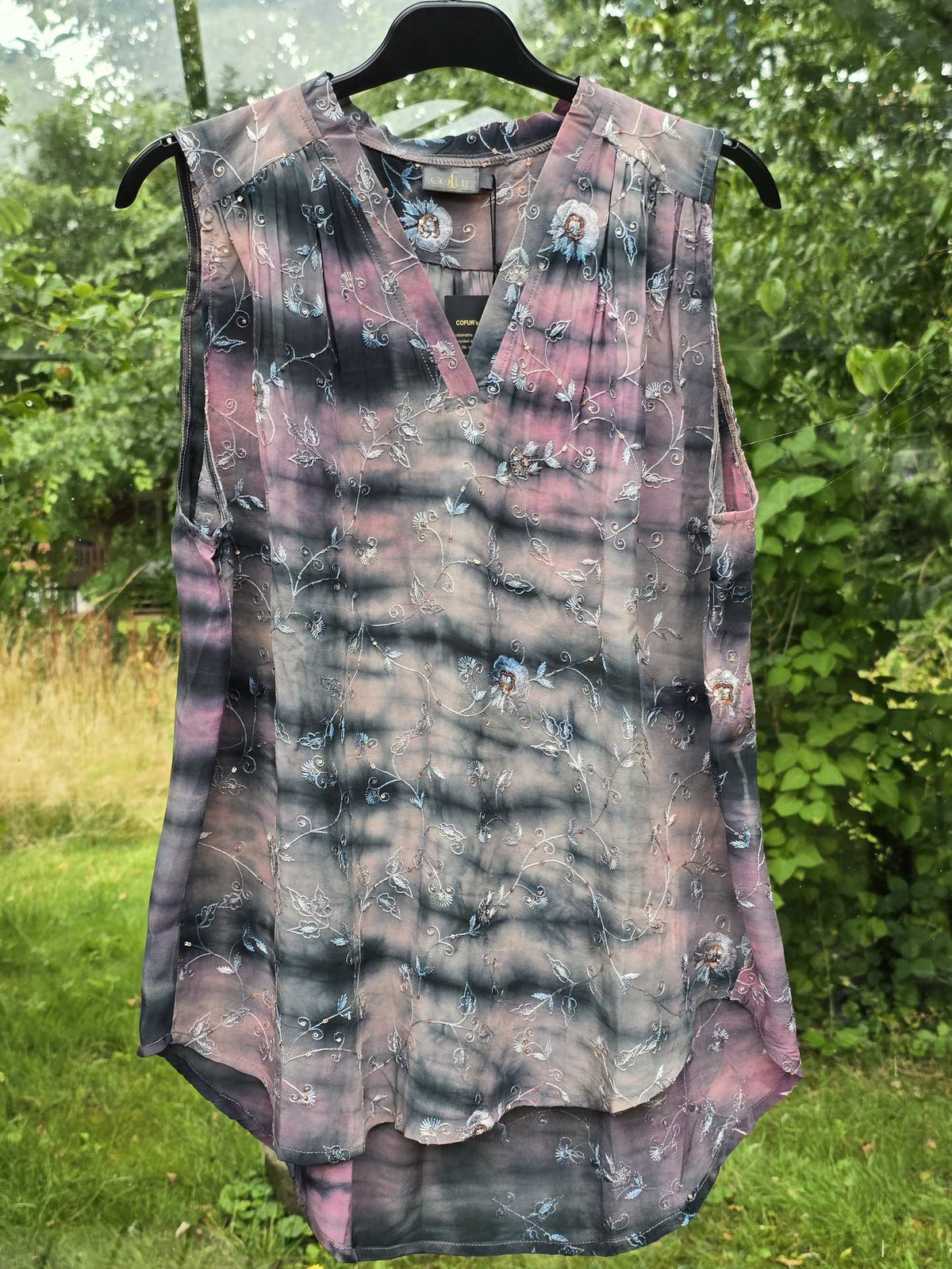 "Oda" Grå/pink med broderi M/L