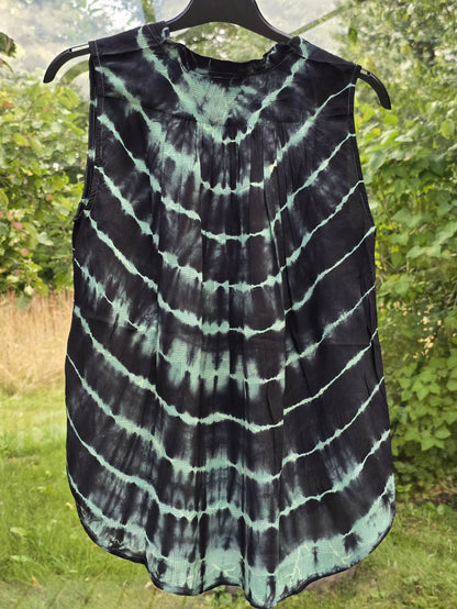 "Oda" Sort/søgrøn silketop S/M