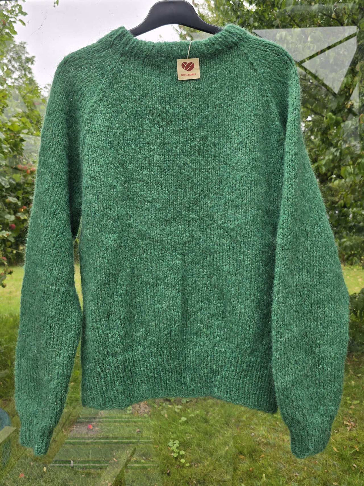 Håndstrikket sweater, grøn