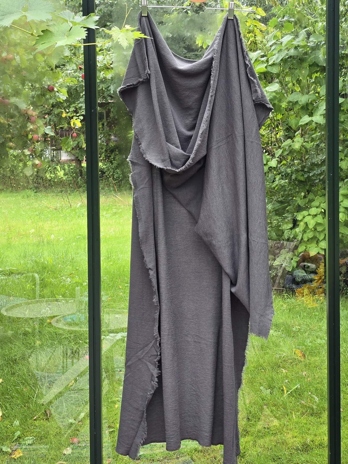 6040 tunic, camel/black coffee