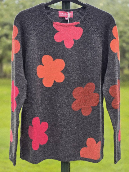 Mørk grå bluse med blomster