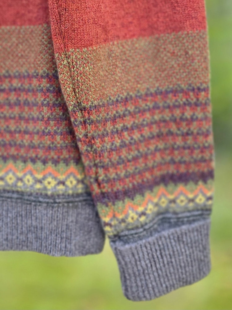 Sweater model Alpine, "Copperleaf"