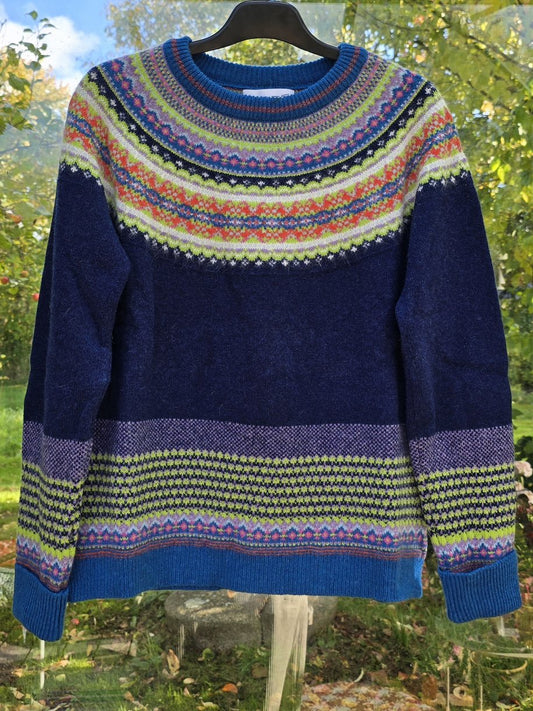 Sweater model Alpine, "Aurora"