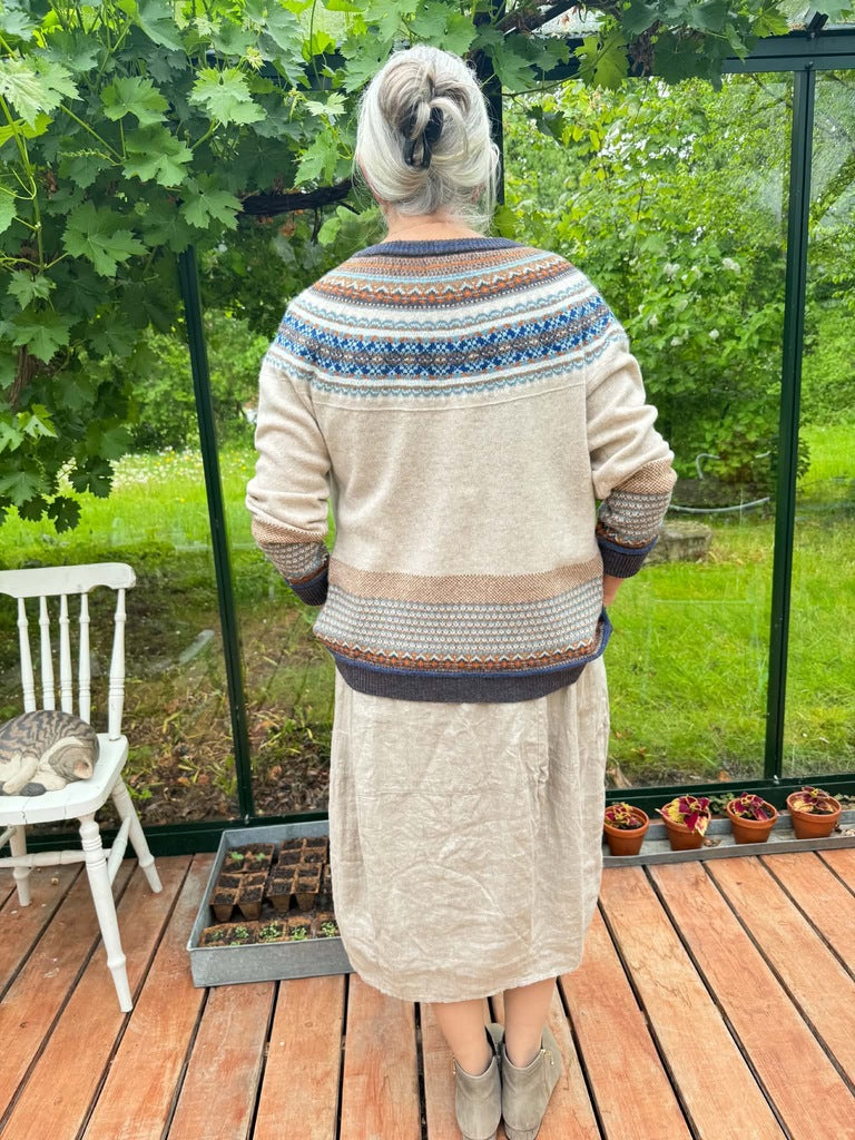 Cardigan model Alpine, "Taurus"