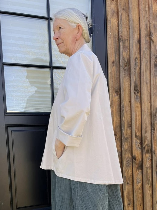 Skjorte eller let jakke