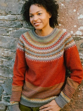 Sweater model Alpine, "Copperleaf"